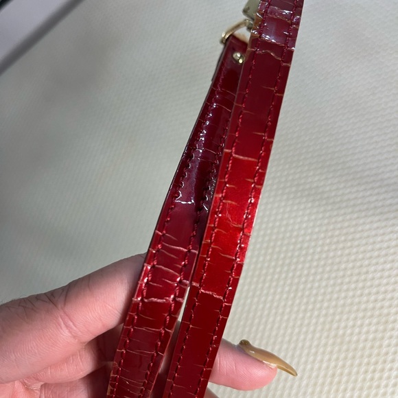 Louis Vuitton Vernis Alma BB Magenta - Picture 13 of 13